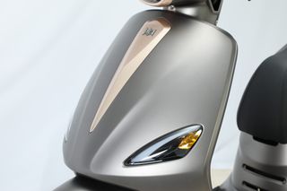 Letbe Neon 125 Abs 2026 Mε πολλά δώρα!-thumb-10