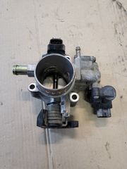 Πεταλούδα γκαζιού από TOYOTA AVENSIS VVT I 3ZZ χρονολογία 1999 έως 2002 τιμή 80€ + ΦΠΑ αποστολή σε όλη την Ελλάδα