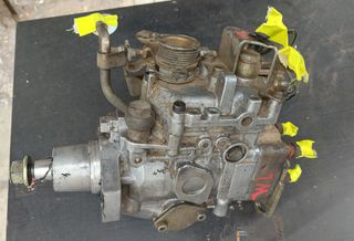 Αντλία Πετρελαίου Mazda B2500-WL
