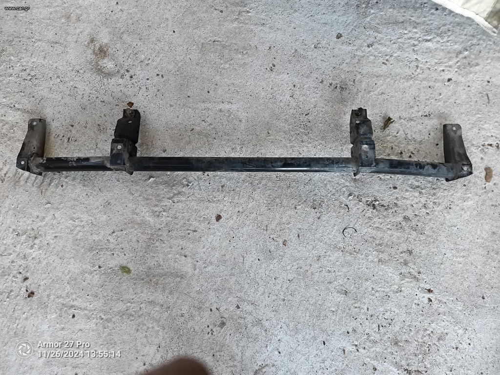 NISSAN CABSTAR 110 Βάση Προφυλακτήρα εμπροσθιιος