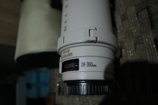 CANON LENS-thumb-3