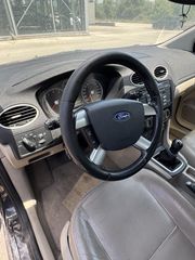 Ford Focus 2005 FOCUS 2.0 GHIA-thumb-4