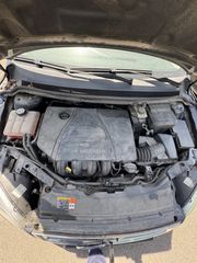 Ford Focus 2005 FOCUS 2.0 GHIA-thumb-11