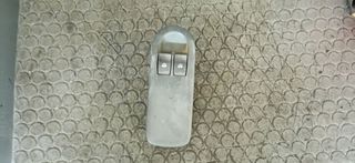 Διακόπτης Παραθύρου Renault Megane II (LM0/1) Sedan [2002-2009] (κωδ.83966223)
