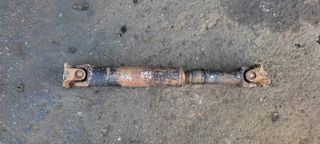 ΚΕΝΤΡΙΚΟΣ  ΕΜΠΡΟΣ   ΔΙΑΦΟΡΙΚΟΥ    NISSAN  D 21  4X4
