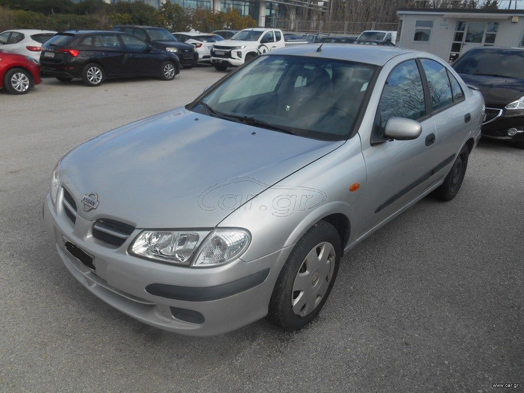 Nissan Almera 2002