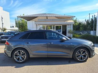 Audi Q8 2023 3.0 55TFSi SLINE QUATTRO HYBRID-thumb-1