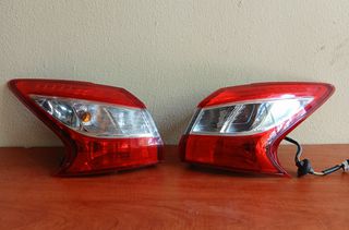 Πίσω φανάρια NISSAN PULSAR