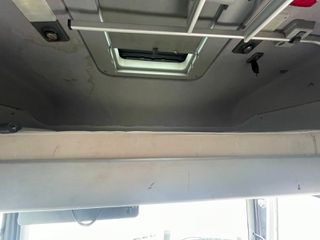 Scania 2002 R 164-thumb-17