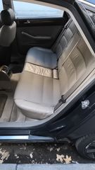 Audi A6 2000 S line-thumb-11