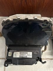 TOYOTA YARIS 2013-2019 / 83800-0D391