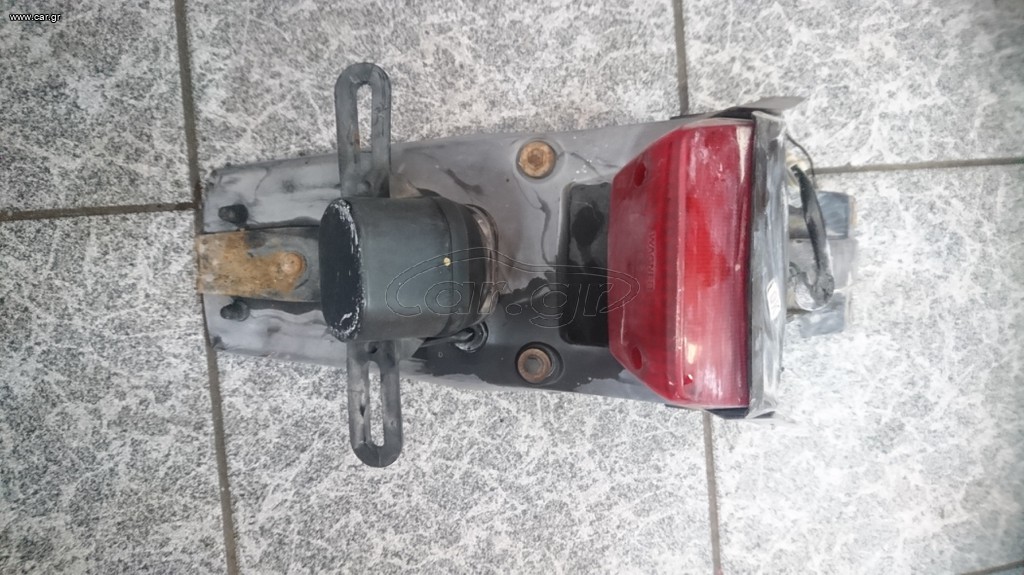 ΦΑΝΑΡΙ ΠΙΣΩ ΜΕ ΤΟ ΦΤΕΡΟ HONDA XR 125L