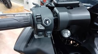 Honda Forza 750 2025-thumb-12