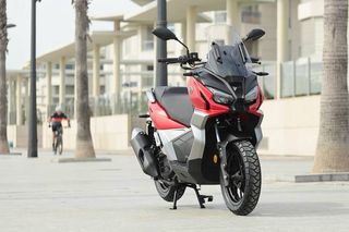 Voge SR1 2026 ADV  ΜΕ 18 ΑΤΟΚΕΣ AUTO MOTO LAND-thumb-1