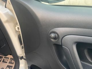 Skoda Fabia 2015-thumb-27