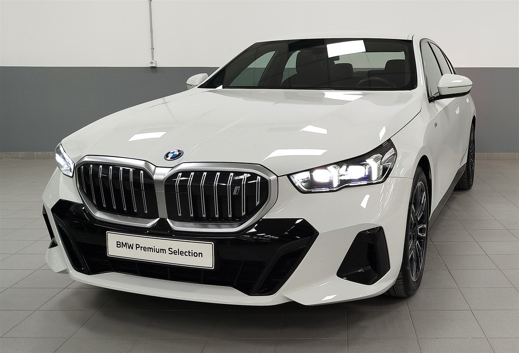 Car.gr - Bmw i5 '23 (i5 eDrive40 Sedan)