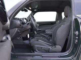 Mini John Cooper Works 2022 (John Cooper Works Facelift II)-thumb-14