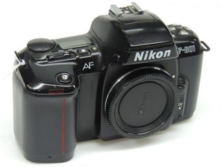 NIKON F601  ΣΩΜΑ ΜόΝΟ ΑΝΑΛΟΓΙΚΗ ΜΕ ΦΙΛΜ