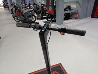 Ηλεκτρικά Πατίνια Yadea 2025 KS6 PRO ΚΑΙ ΜΕ 18 ΜΗΝΕΣ ΑΤΟΚΑ !!!-thumb-4