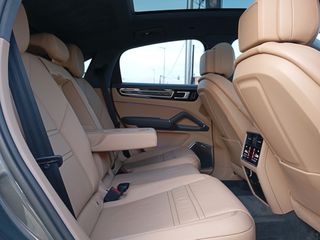 Porsche Cayenne 2022 COUPE S E-HYBRID PLUG IN FULL EXTRA-thumb-24