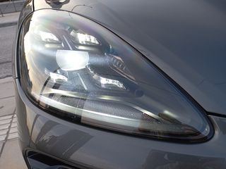 Porsche Cayenne 2022 COUPE S E-HYBRID PLUG IN FULL EXTRA-thumb-52