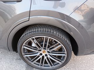 Porsche Cayenne 2022 COUPE S E-HYBRID PLUG IN FULL EXTRA-thumb-64
