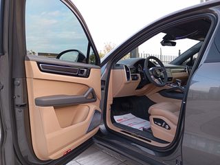 Porsche Cayenne 2022 COUPE S E-HYBRID PLUG IN FULL EXTRA-thumb-12