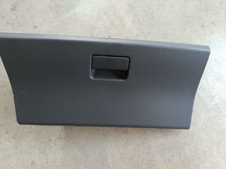 SWIFT 2005-10 Ντουλαπάκι κομπλε