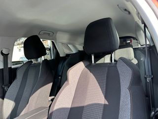 Peugeot 3008 2019 ALLURE-thumb-10