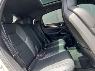 Porsche Cayenne 2019 E-HYBRID 462hp COUPE-thumb-23