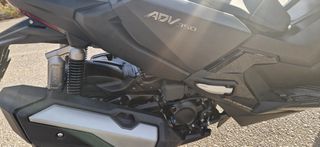 Honda ADV 350 2024-thumb-12