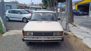 Lada 1989 Riva-thumb-1