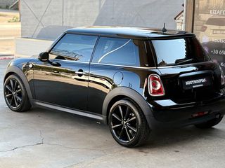 Mini ONE 2011-thumb-10