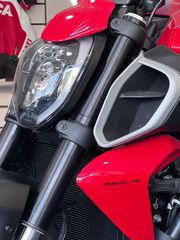 Ducati Diavel 2026 V4-thumb-10