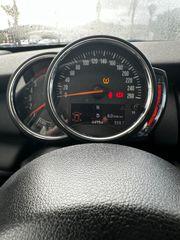 Mini Cooper D 2019 ONE-thumb-6