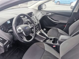 Ford Focus 2011 TITANIUM-thumb-23