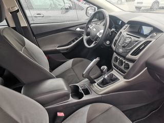 Ford Focus 2011 TITANIUM-thumb-36
