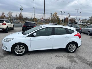 Ford Focus 2011 TITANIUM-thumb-18