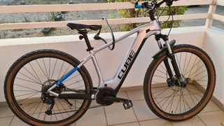 Trekking Cube 2022 Reaction 500