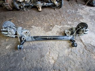 ΑΞΟΝΑΣ ΠΙΣΙΝΟΣ TOYOTA YARIS 20-23 ΜΕ ΔΙΣΚΟΦΡΕΝΑ