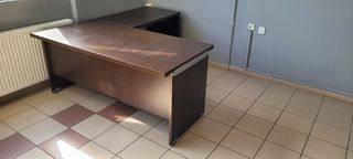 ΓΡΑΦΕΙO  SATO ΜΕ ΒΟΗΘΗΤΙΚΟ