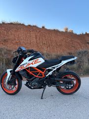 KTM 390 Duke 2018-thumb-11