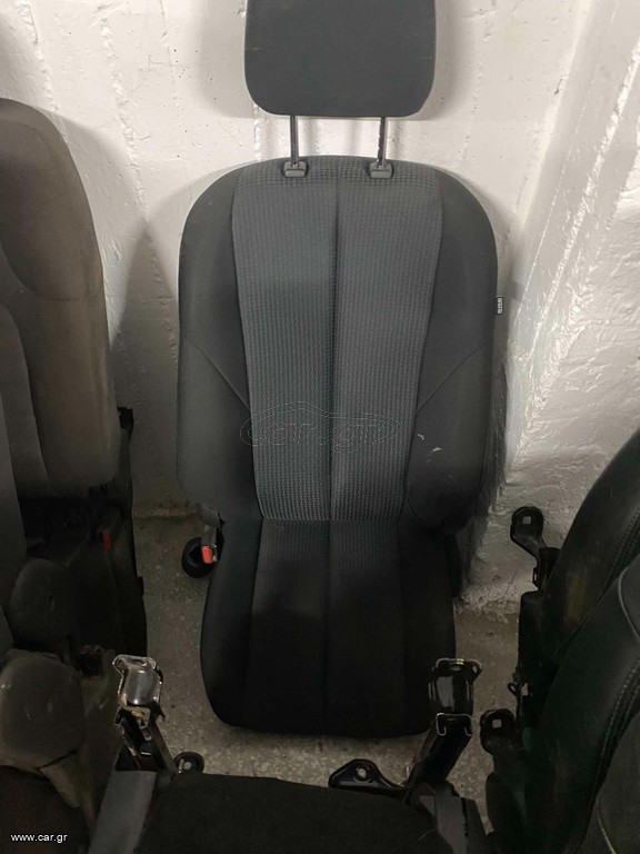 ΚΑΘΗΣΜΑΤΑ ISUZU D MAX 2012-2019