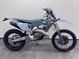 Husqvarna TE 300 2026 Pro TE 300i