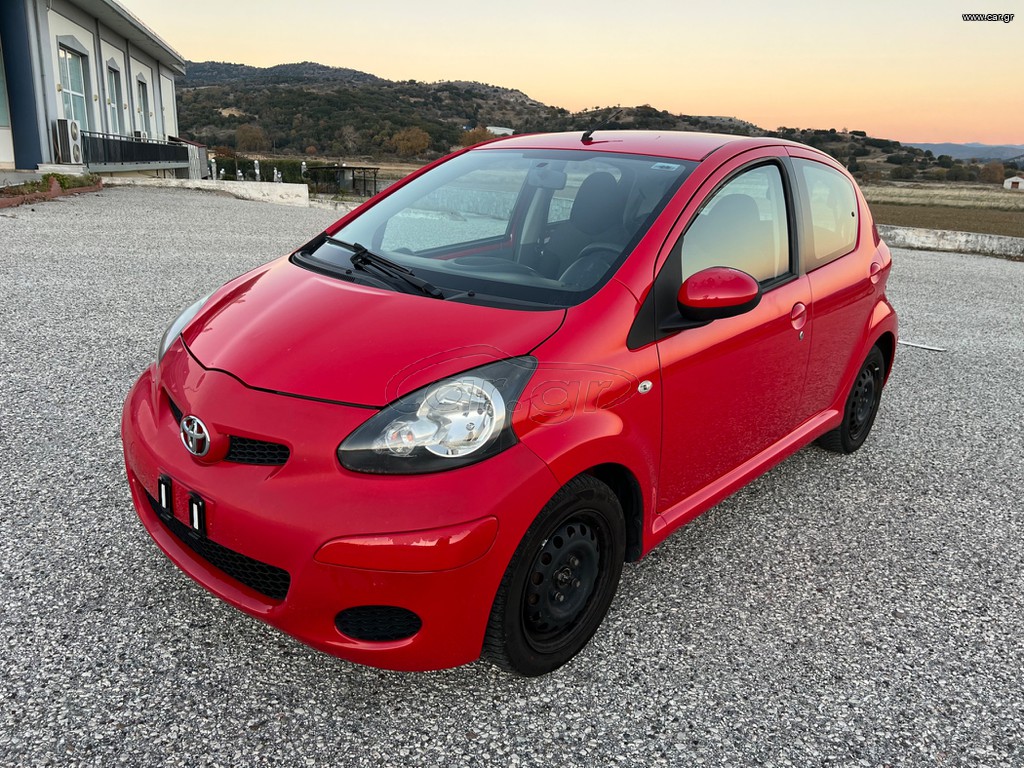 Toyota Aygo 2011 AYGO 1.0 5θ