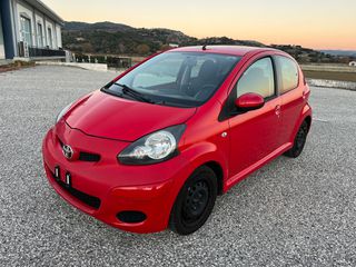 Toyota Aygo 2011 AYGO 1.0 5θ
