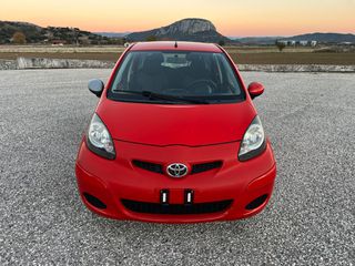 Toyota Aygo 2011 AYGO 1.0 5θ-thumb-2