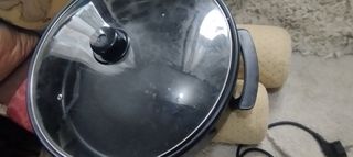 ψησταριά τεπανγιάκι Teppanyaki 42 cm διάμετρος 16 cm βάθος Το - Teppanyaki είναι μία σύγχρονη και έξυπνη συσκευή µε την οποία θα ψήσετε, θα τηγανίσετε και θα μαγειρέψετε τα πάντα !
