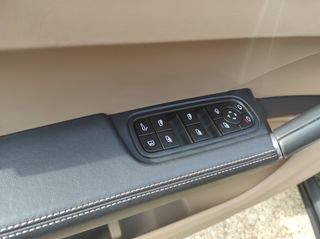 Porsche Cayenne 2022 Coupé-thumb-27
