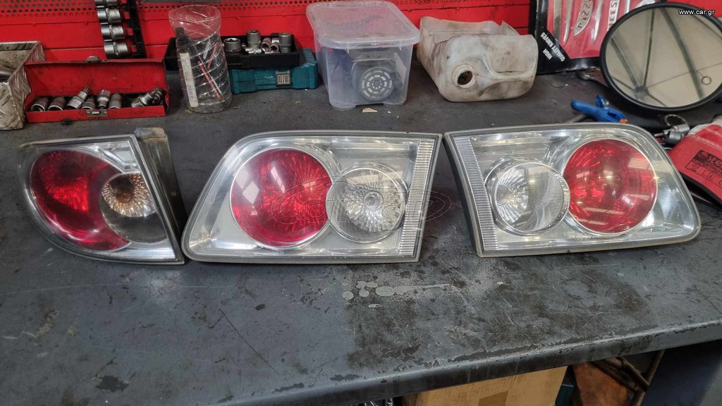 ΦΑΝΑΡΙΑ ΠΙΣΩ MAZDA 6 2002-2006